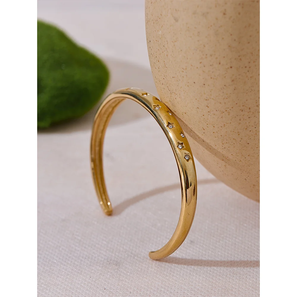 Brazalete de Estrella Chapado en Oro Pulsera 48 CELINAH 