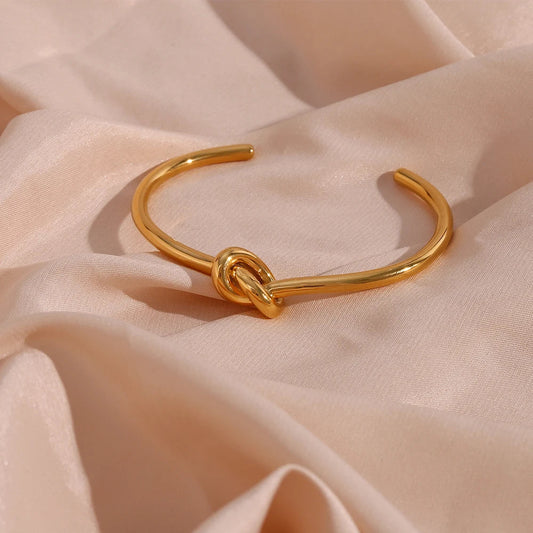 Pulsera Minimalista de Oro 18K Pulsera 08 CELINAH 